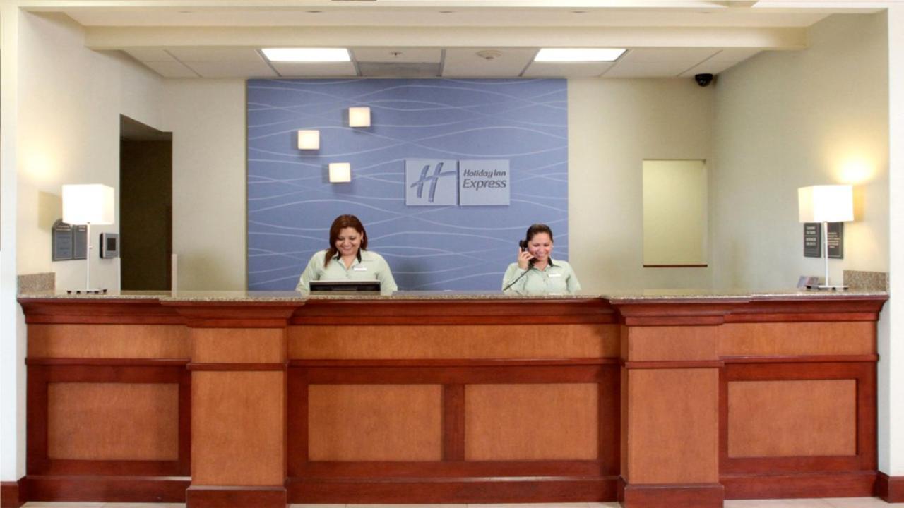 Holiday Inn Express & Suites Monterrey Aeropuerto By Ihg Apodaca Екстер'єр фото