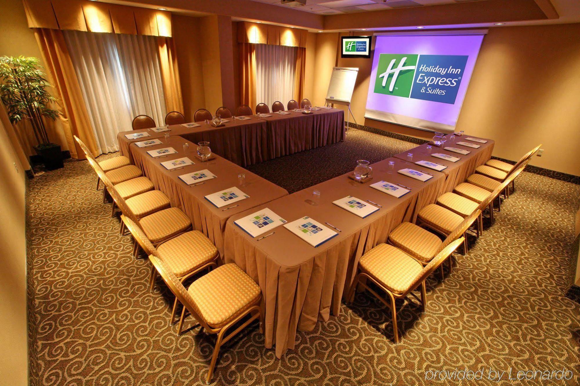 Holiday Inn Express & Suites Monterrey Aeropuerto By Ihg Apodaca Зручності фото