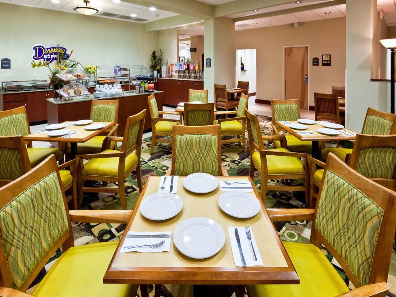 Holiday Inn Express & Suites Monterrey Aeropuerto By Ihg Apodaca Екстер'єр фото
