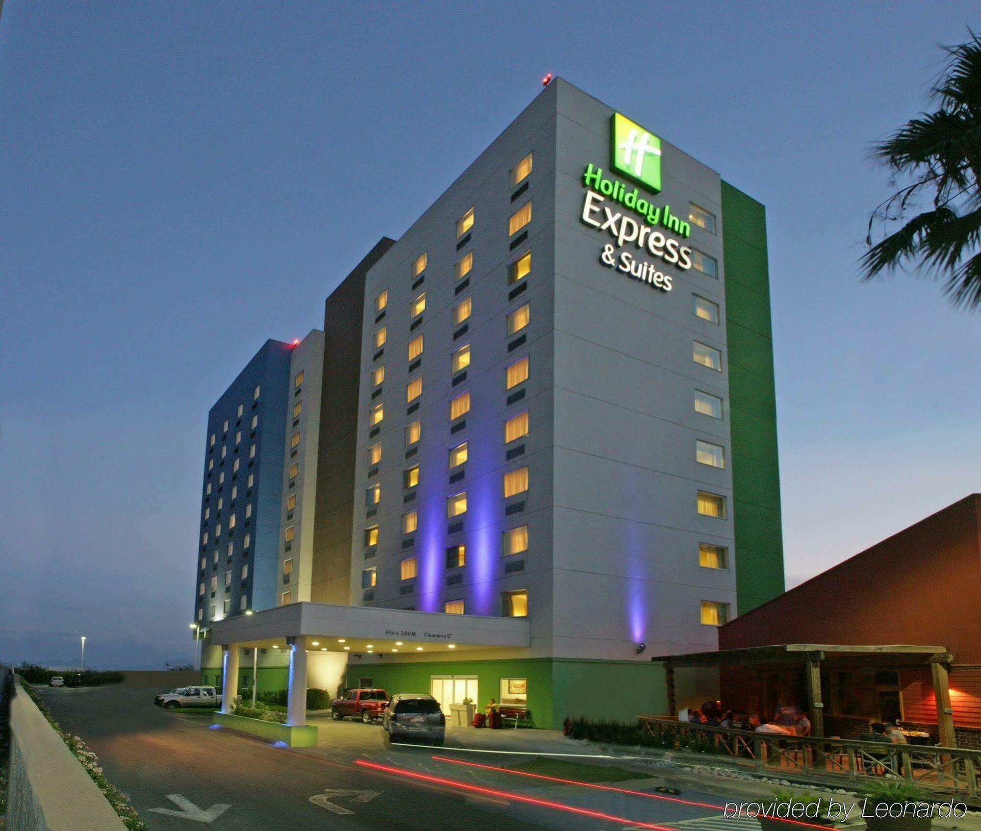 Holiday Inn Express & Suites Monterrey Aeropuerto By Ihg Apodaca Екстер'єр фото