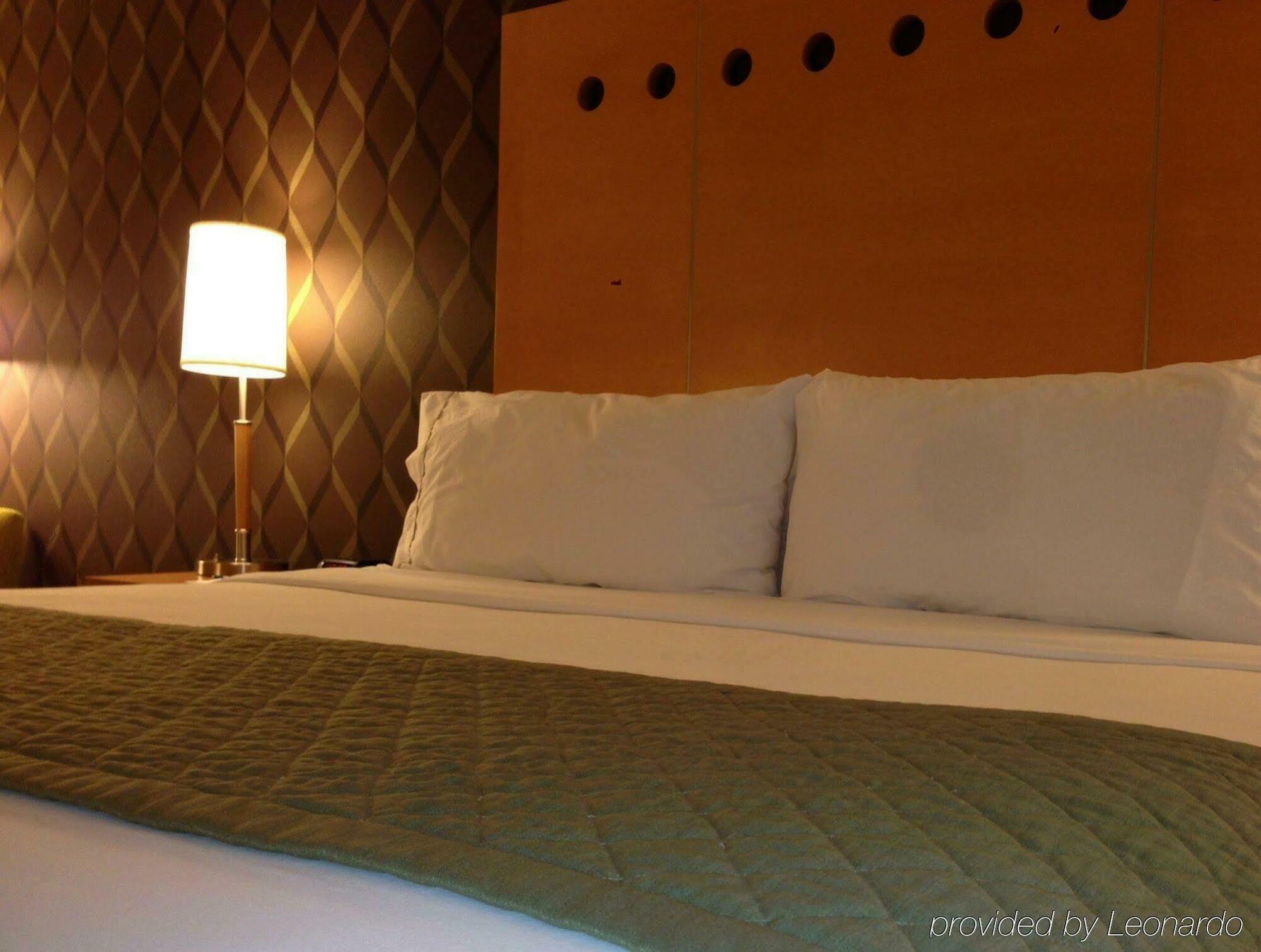 Holiday Inn Express & Suites Monterrey Aeropuerto By Ihg Apodaca Екстер'єр фото